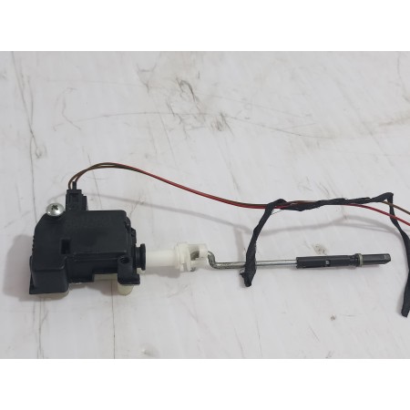 Recambio de motor tapa combustible para volkswagen passat berlina (3b3) advance referencia OEM IAM 3B0959782  