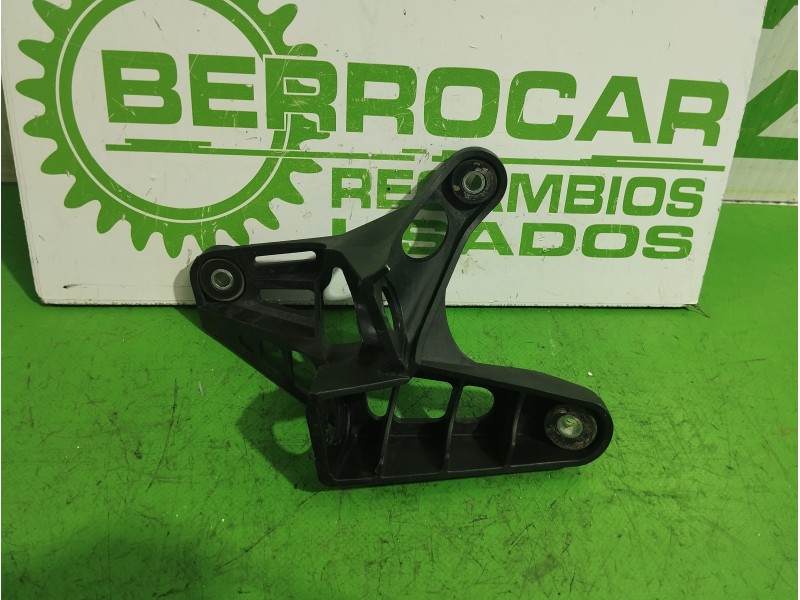 Recambio de soporte para seat altea xl (5p5) 1.9 tdi referencia OEM IAM 1K0711789G  