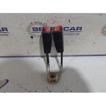 Recambio de anclaje cinturon para volkswagen polo (9n3) 1.4 tdi referencia OEM IAM 6Q0857488  