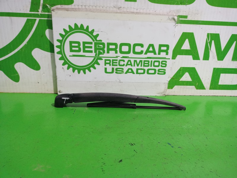 Recambio de brazo limpia trasero para fiat 500 cabrio (150) lounge referencia OEM IAM 51787577  