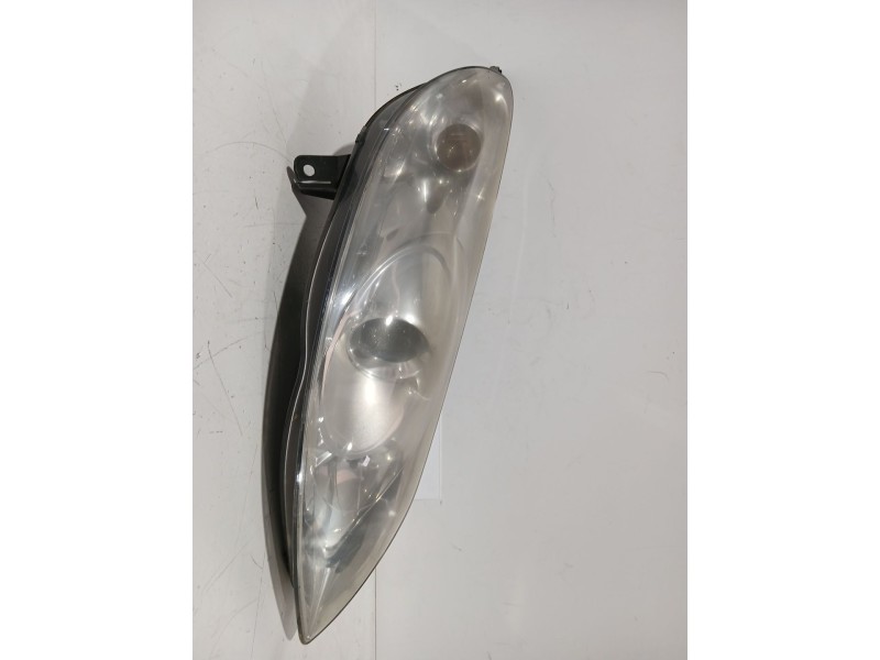 Recambio de faro derecho para peugeot 407 (6d_) 1.6 hdi 110 (6d9hzc, 6d9hyc) referencia OEM IAM 620690  