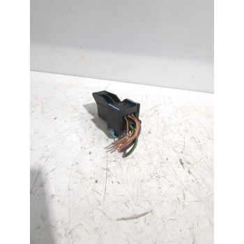 Recambio de caja precalentamiento para peugeot 107 (pm_, pn_) 1.4 hdi referencia OEM IAM 51252002  