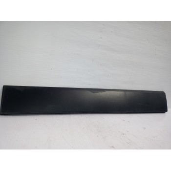 Recambio de moldura para renault trafic furgón l1h1 2,7t referencia OEM IAM 93867912  