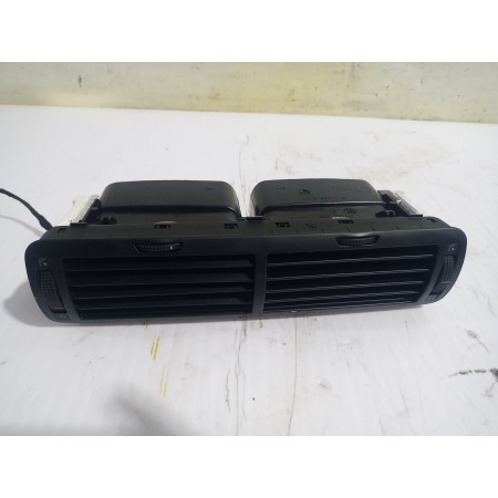 Recambio de rejilla aireadora para volkswagen passat berlina (3b3) advance referencia OEM IAM 3B0819728  