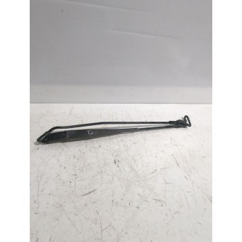 Recambio de brazo limpia delantero izquierdo para peugeot 107 (pm_, pn_) 1.4 hdi referencia OEM IAM 6405V2  