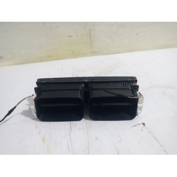 Recambio de rejilla aireadora para volkswagen passat berlina (3b3) advance referencia OEM IAM 3B0819728  