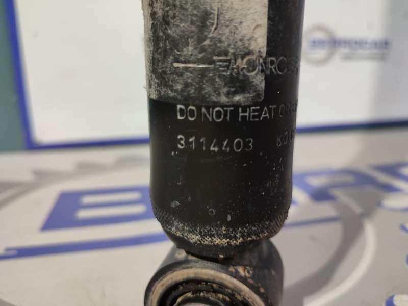 Recambio de amortiguador trasero izquierdo para opel insignia berlina 2.0 16v cdti referencia OEM IAM 3114403  