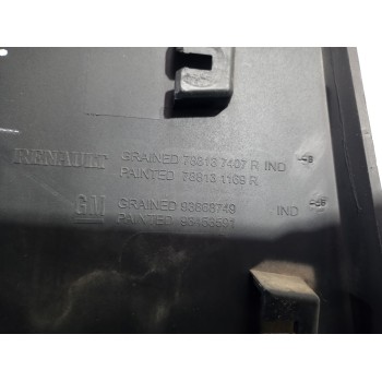 Recambio de moldura izquierda para renault trafic furgón l1h1 2,7t referencia OEM IAM 788131169R  