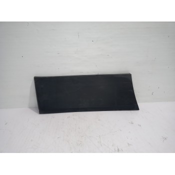 Recambio de moldura derecha para renault trafic furgón l1h1 2,7t referencia OEM IAM 788122765R  