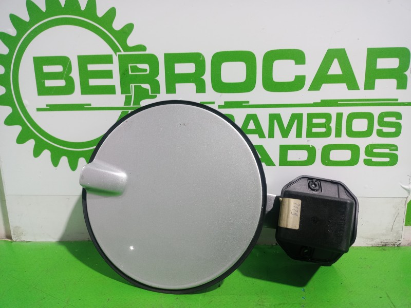 Recambio de tapa exterior combustible para opel zafira b cosmo referencia OEM IAM 13111596  