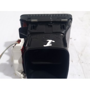 Recambio de rejilla aireadora para volkswagen passat berlina (3b3) advance referencia OEM IAM 3B0819703  