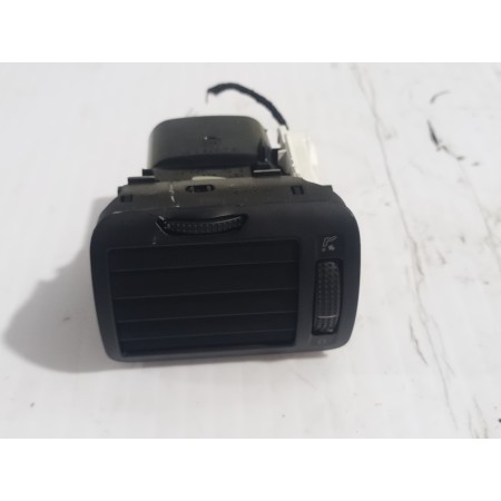 Recambio de rejilla aireadora para volkswagen passat berlina (3b3) advance referencia OEM IAM 3B0819704  