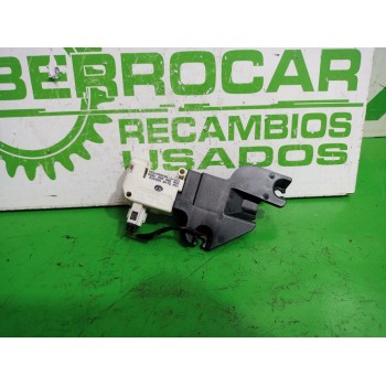 Recambio de motor apertura y cierre porton para audi a6 berlina (4f2) 2.4 referencia OEM IAM 3B0959782A  