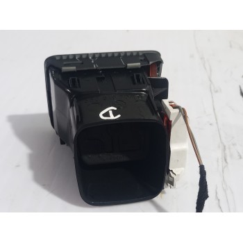 Recambio de rejilla aireadora para volkswagen passat berlina (3b3) advance referencia OEM IAM 3B0819704  