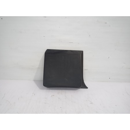 Recambio de moldura derecha para renault trafic furgón l1h1 2,7t referencia OEM IAM 768185709R  