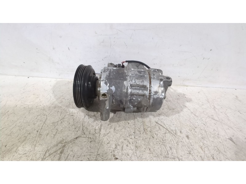 Recambio de compresor aire acondicionado para audi a4 b6 (8e2) 1.9 tdi referencia OEM IAM 8E0260805AB  