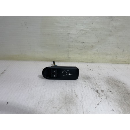 Recambio de mando elevalunas delantero izquierdo para renault scenic ii authentique referencia OEM IAM 156018090D  