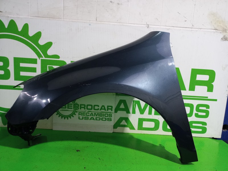 Recambio de aleta delantera izquierda para volkswagen golf vi (5k1) advance referencia OEM IAM 5K6821215D / 5K6821021B  