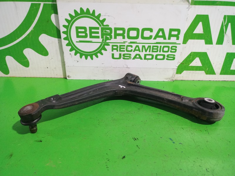 Recambio de brazo suspension inferior delantero derecho para fiat 500 cabrio (150) lounge referencia OEM IAM 50710290  