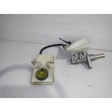 Recambio de bomba freno para peugeot 3008 style referencia OEM IAM 4601T1  