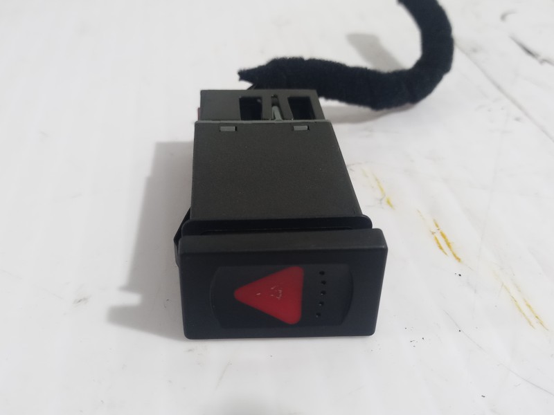 Recambio de warning para volkswagen passat berlina (3b3) advance referencia OEM IAM 3B0953235  