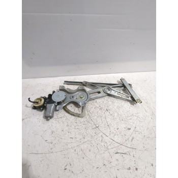 ELEVALUNAS DELANTERO IZQUIERDO 698200D041 