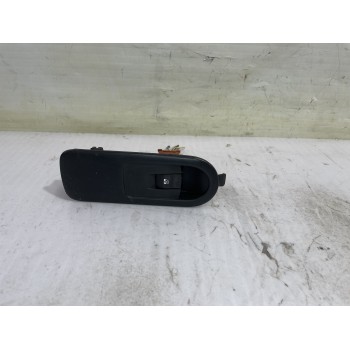 Recambio de mando elevalunas delantero derecho para renault scenic ii authentique referencia OEM IAM 156013740  