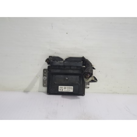 Recambio de centralita motor uce para nissan micra (k12e) acenta referencia OEM IAM MEC32040  