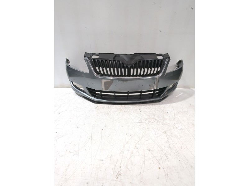 Recambio de paragolpes delantero para skoda fabia ii combi (545) 1.2 tsi referencia OEM IAM 5J0807221D  