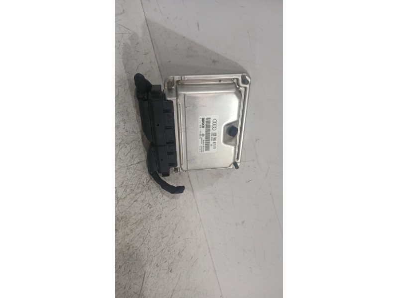 Recambio de centralita motor uce para audi a4 b6 (8e2) 1.9 tdi referencia OEM IAM 068911024EX  