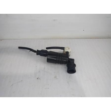 Recambio de bomba limpia para peugeot 3008 style referencia OEM IAM 9643447980  