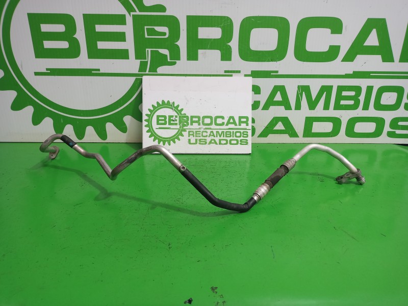 Recambio de tubos aire acondicionado para audi a6 berlina (4f2) 2.4 referencia OEM IAM 4F0260740B  