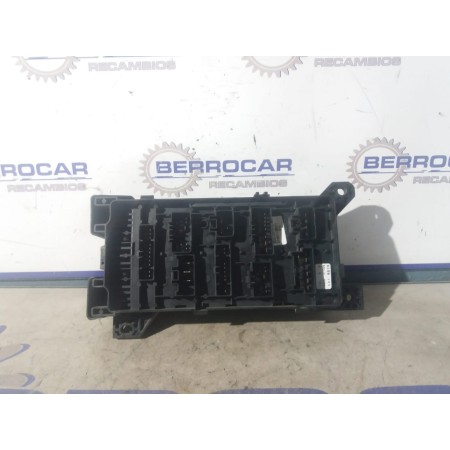 Recambio de caja reles / fusibles para kia sorento 2.5 crdi referencia OEM IAM 911613E011  
