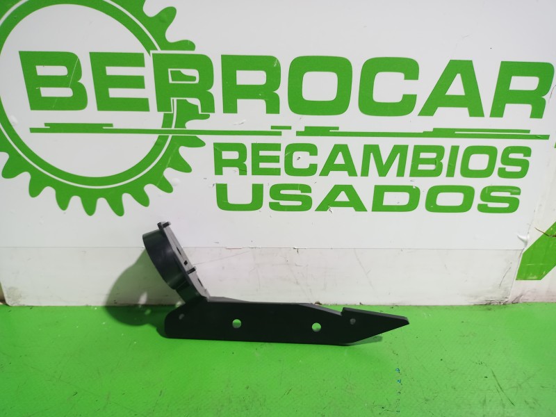 Recambio de soporte para bmw serie 3 berlina (e90) referencia OEM IAM 7058448  