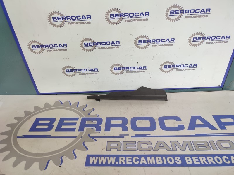 Recambio de moldura interior para opel insignia berlina 2.0 16v cdti referencia OEM IAM 13281332  
