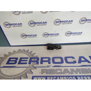 Recambio de anclaje cinturon para opel insignia berlina 2.0 16v cdti referencia OEM IAM 13267110  
