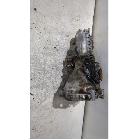 Recambio de caja cambios para audi a4 b6 (8e2) 1.9 tdi referencia OEM IAM 012300060BX  