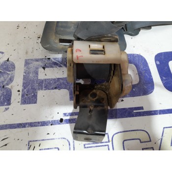 Recambio de cinturon seguridad trasero derecho para mitsubishi montero (l040) 2.5 turbodiesel referencia OEM IAM MR750773  