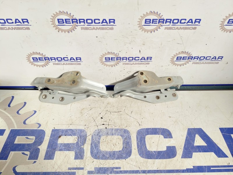Recambio de bisagras capot para ssangyong kyron 2.0 referencia OEM IAM   