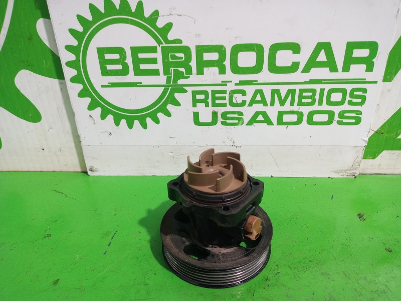 Recambio de bomba agua para fiat 500 cabrio (150) lounge referencia OEM IAM 46815125  
