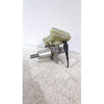 Recambio de bomba freno para audi a4 b6 (8e2) 1.9 tdi referencia OEM IAM 8E0611021  