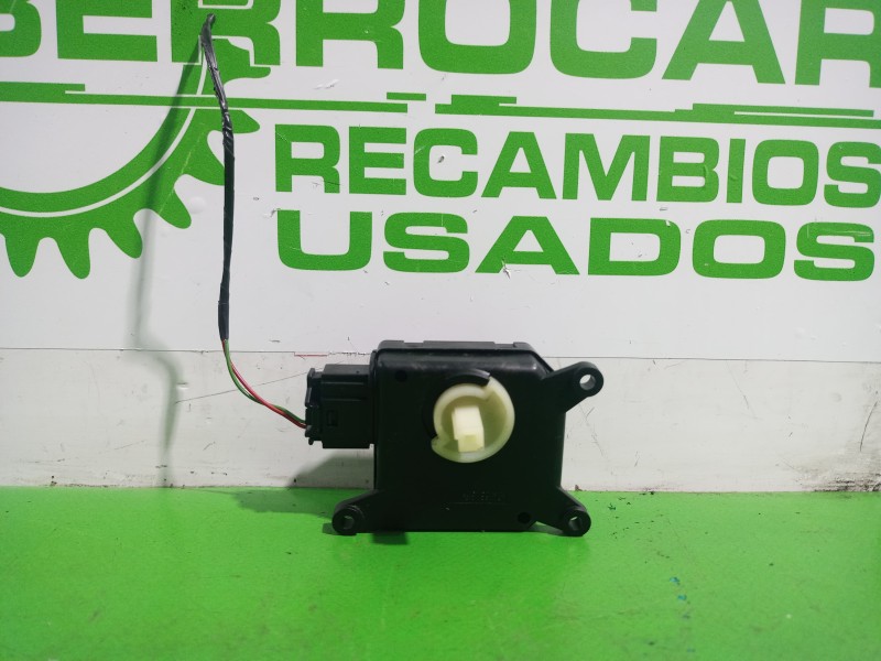 Recambio de motor apertura trampilla para opel zafira b cosmo referencia OEM IAM 309370600  