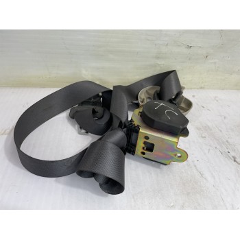 Recambio de cinturon seguridad trasero central para renault scenic ii authentique referencia OEM IAM 8200699579  