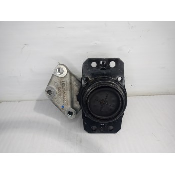 Recambio de soporte motor para peugeot 3008 style referencia OEM IAM 9682026780  