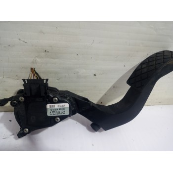 Recambio de pedal acelerador para volkswagen passat berlina (3b3) advance referencia OEM IAM 8D1721523F  