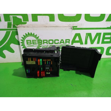 Recambio de caja reles / fusibles para volkswagen golf vi (5k1) advance referencia OEM IAM 01718130  