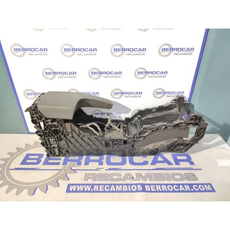 Recambio de apoyabrazos central para opel insignia berlina 2.0 16v cdti referencia OEM IAM 13221926  