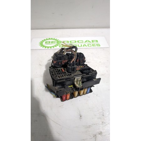 Recambio de caja reles / fusibles para peugeot 407 (6d_) 1.6 hdi 110 (6d9hzc, 6d9hyc) referencia OEM IAM 6500CG  