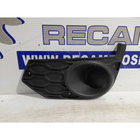 Recambio de rejilla paragolpes izquierda para iveco daily caja cerrada (1999 =>) 2.8 diesel cat referencia OEM IAM 5801529859  