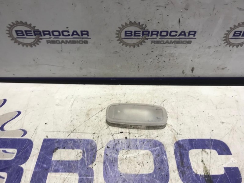 Recambio de luz interior para saab 9-3 berlina 2.0 cat referencia OEM IAM 208H212  